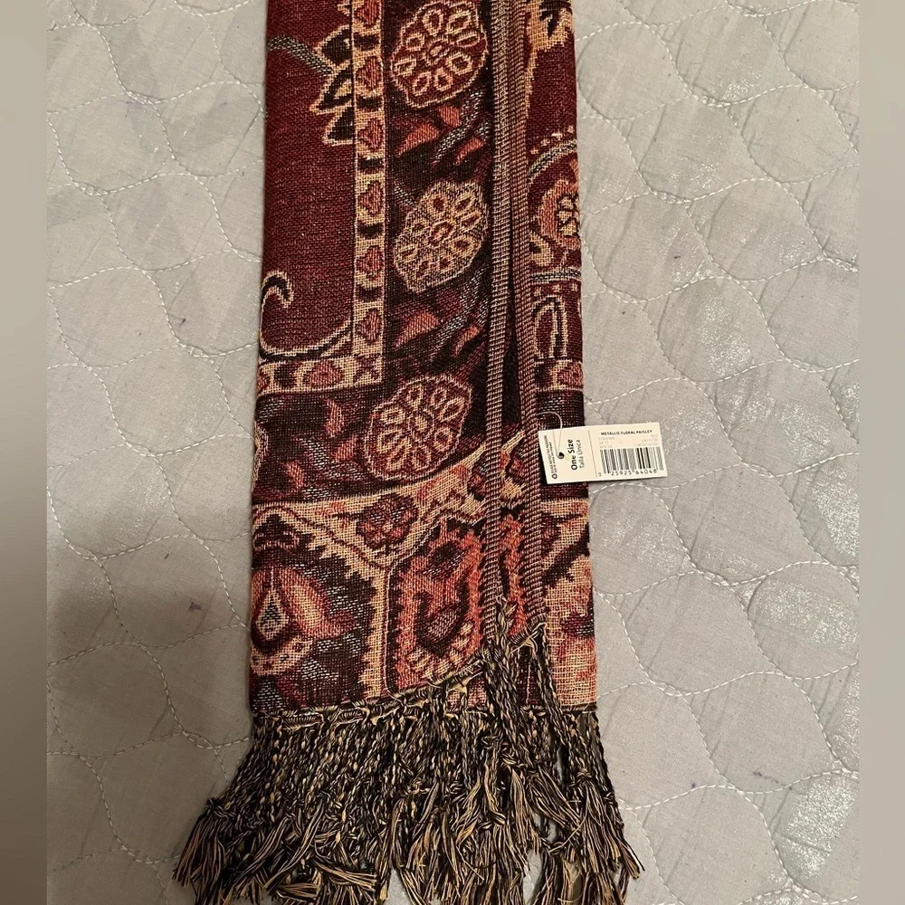 VINTAGE PASHMINA/SCARF/WRAP-METALIC PAISLEY~NWT
